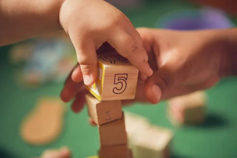 brincadeiras educativas para estimular a criatividade das criancas brincadeira educativa bloco numer